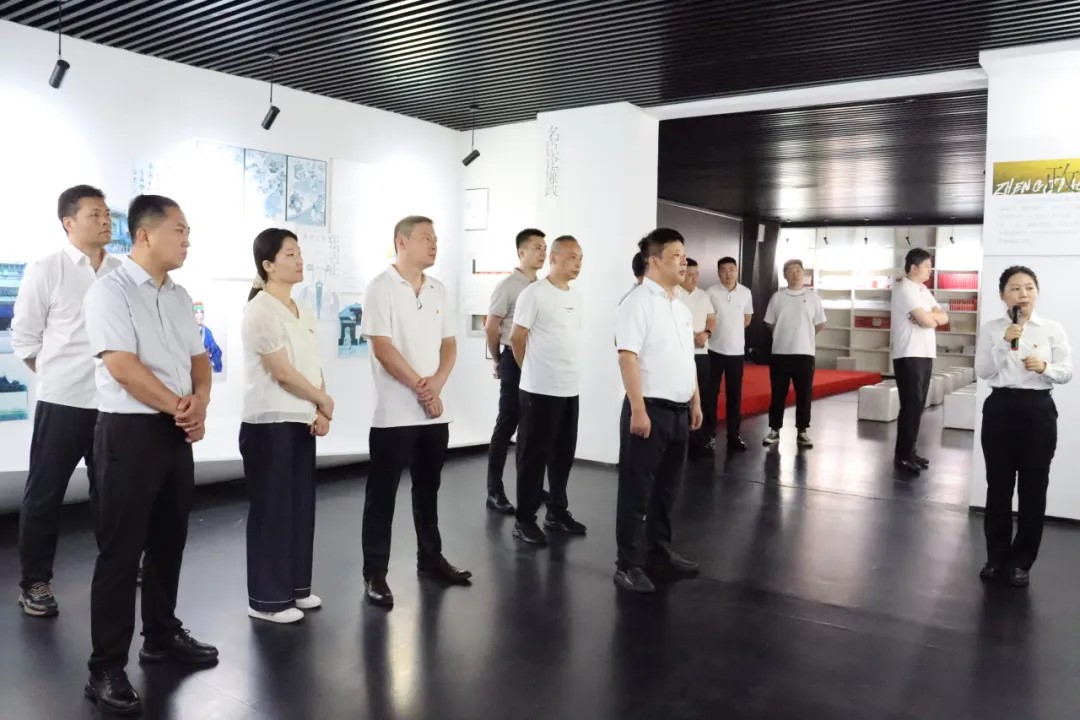 1751442522732142.jpg 1751442522732142.jpg